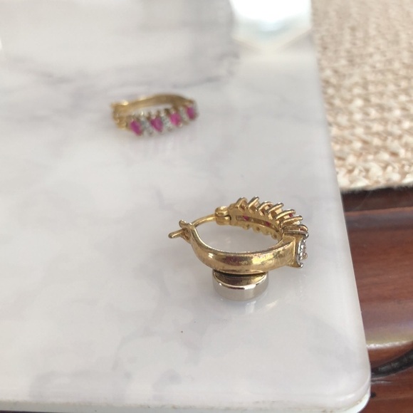 Stamped R 925 China Hoop Earrings - Picture 7 of 8